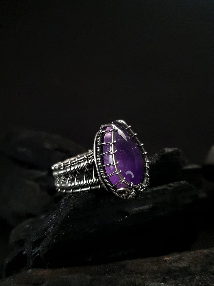 Amethyst teardrop & Silver Ring