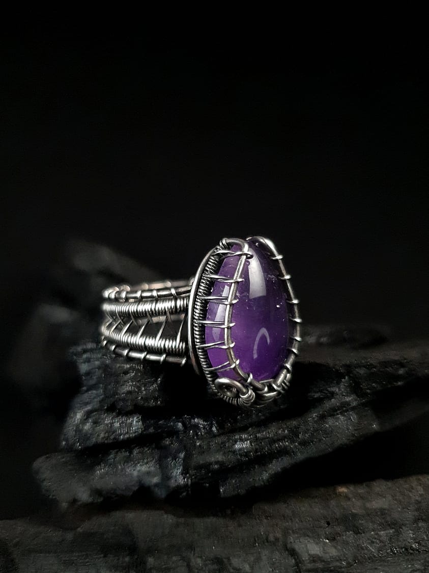 Amethyst teardrop & Silver Ring