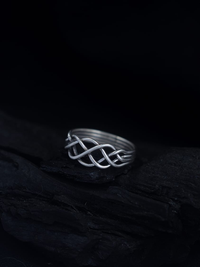Celtic Silver Wire Ring Size 8 1/2