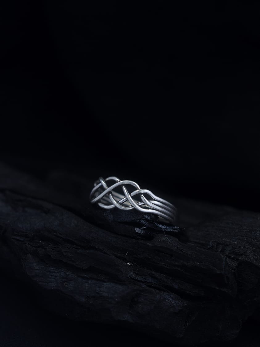 Celtic Silver Wire Ring Size 8 1/2