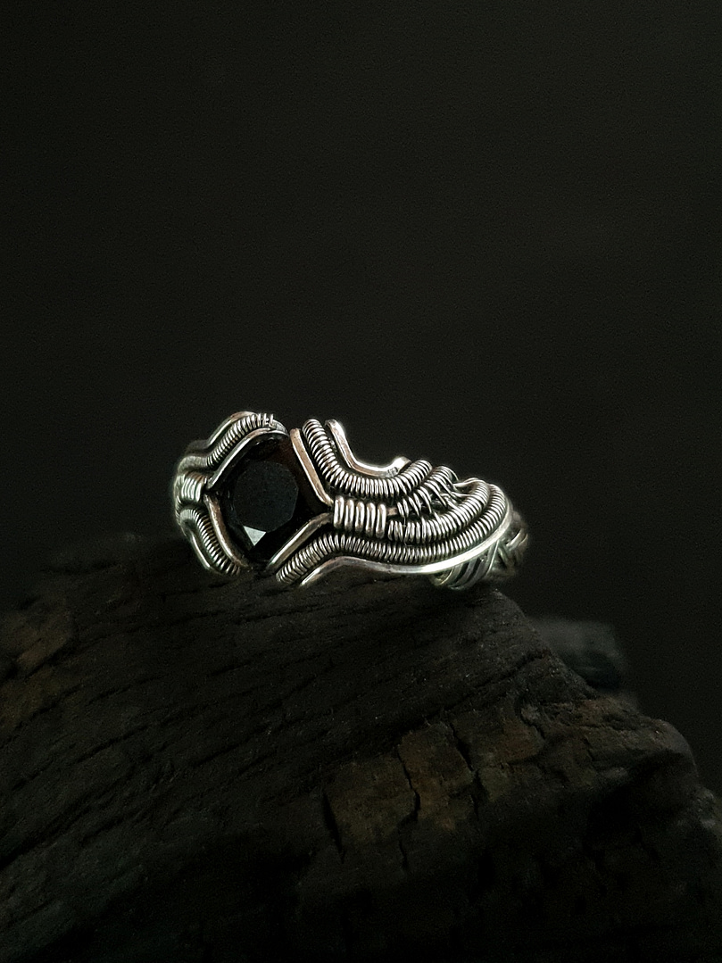 Black Spinel & Silver Ring