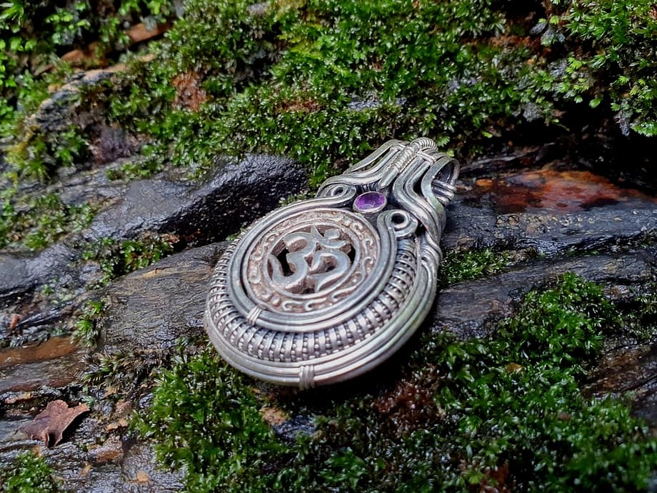 Om - Amethyst & Silver wire pendant